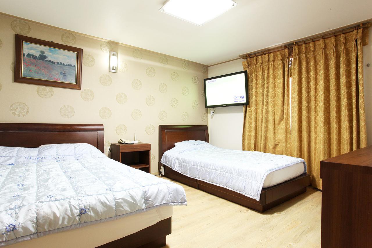 Bobos Hotel Jeju Exterior photo